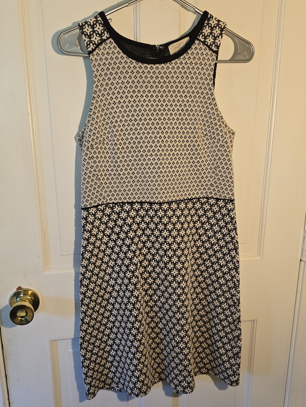 LOFT Black and White Classic Vintage Inspired Sleeveless Printed Dress Size 0P